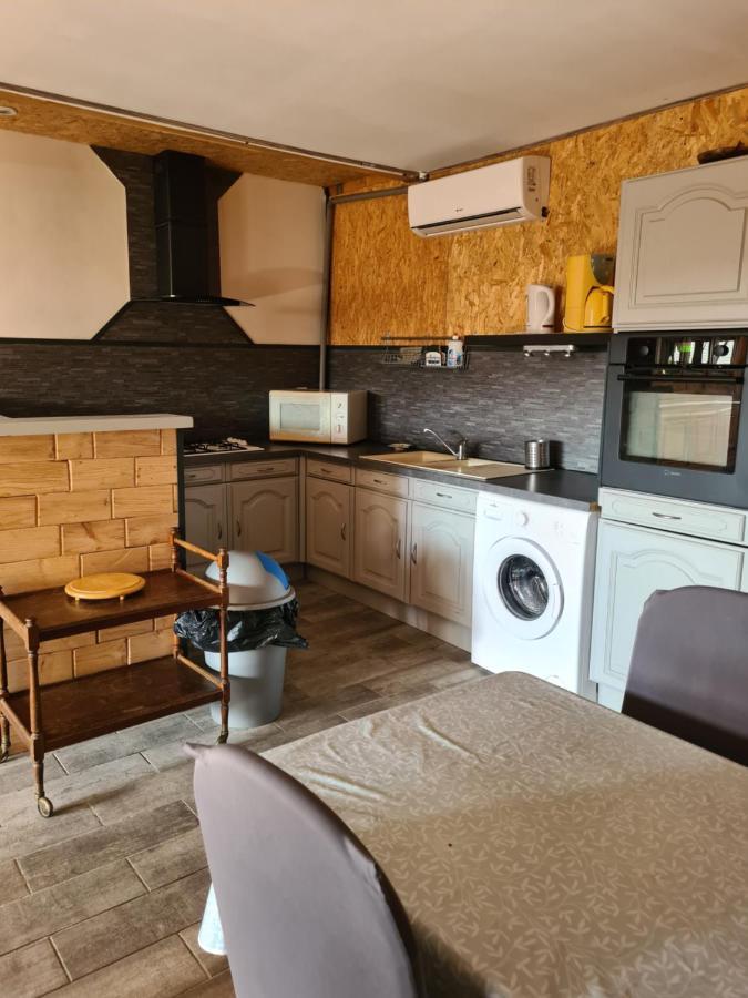 Appartement En Bois Sete Exterior photo